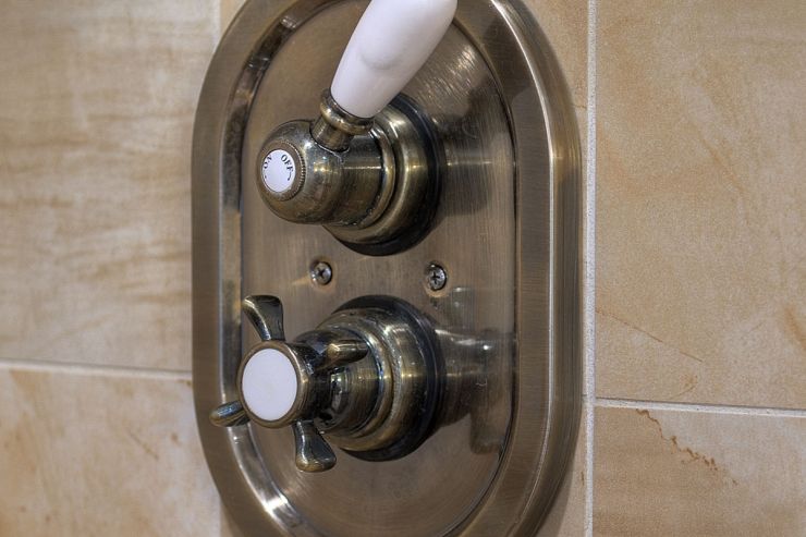 Bathtub and Bath Fixture in Langhorne, PA