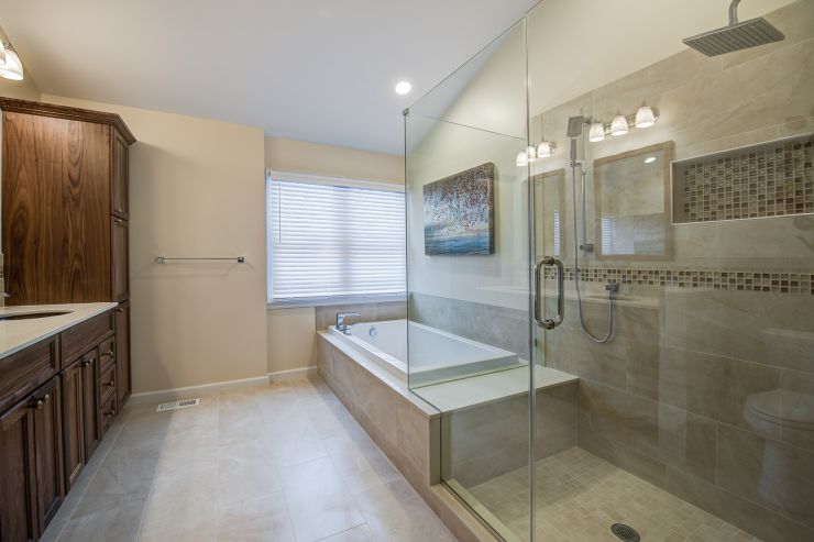 Custom Shower Glass enclosure in Jamison, PA